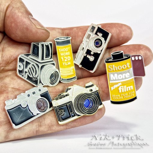 enamel Camera pin badges