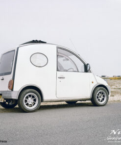 Lomography LomoChrome Metropolis Nissan S-Cargo
