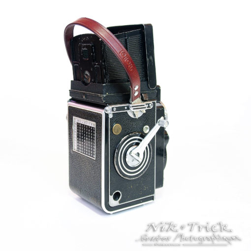 Rolleiflex Top Quality Full Length Leather Strap c/w "Scissor" Clips