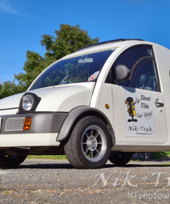 Nissan S-Cargo Snail Van Enamel Pin