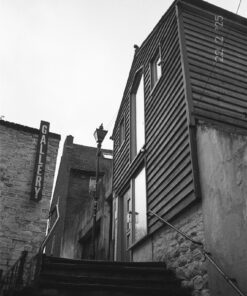 Ilford HP5+ @800asa in Ornano Nucleol BF200 shot in Pentax Espio Mini
