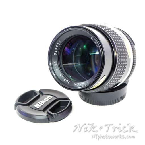 Nikon Nikkor 105mm f2.5 "Portrait" Lens