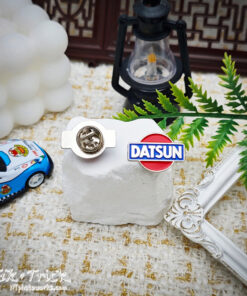 Datsun Pins 003